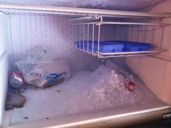 Tại sao cần rã đông tủ lạnh