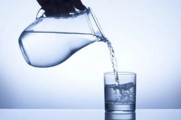 Uống nước đun sôi để nguội có thực sự tốt không?