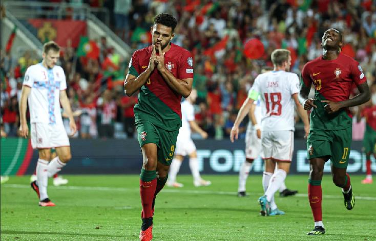 Vắng Ronaldo, Bồ Đào Nha thắng đậm Luxembourg 9-0