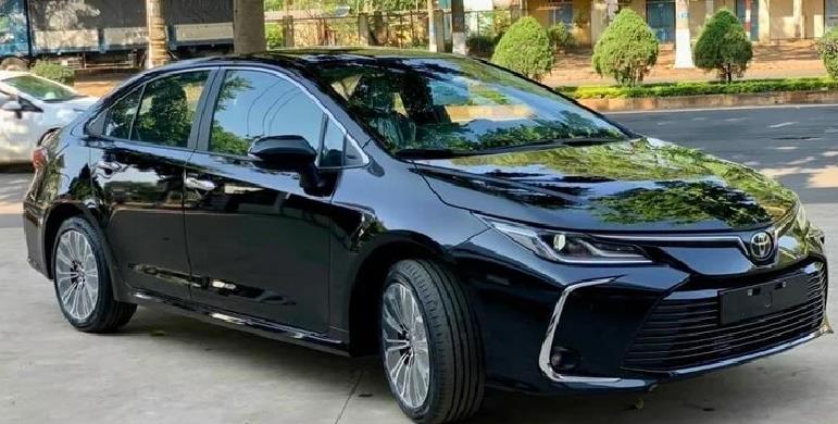 Bảng giá ô tô Toyota tháng 11/2023 mới nhất