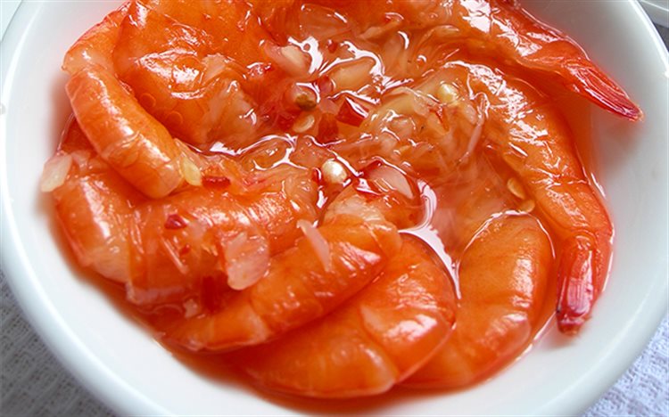 Cách ngâm tôm muối chua ngọt ngon đúng điệu, chống ngán trong ngày tết