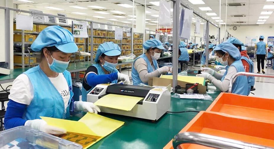 Công nhân Bắc Ninh mừng được tăng ca dịp Tết Dương lịch 2024