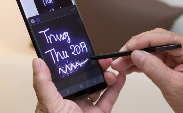 Tạo ghi nhớ, ghi chú trên màn hình nhanh chóng bằng bút Samsung Note 10