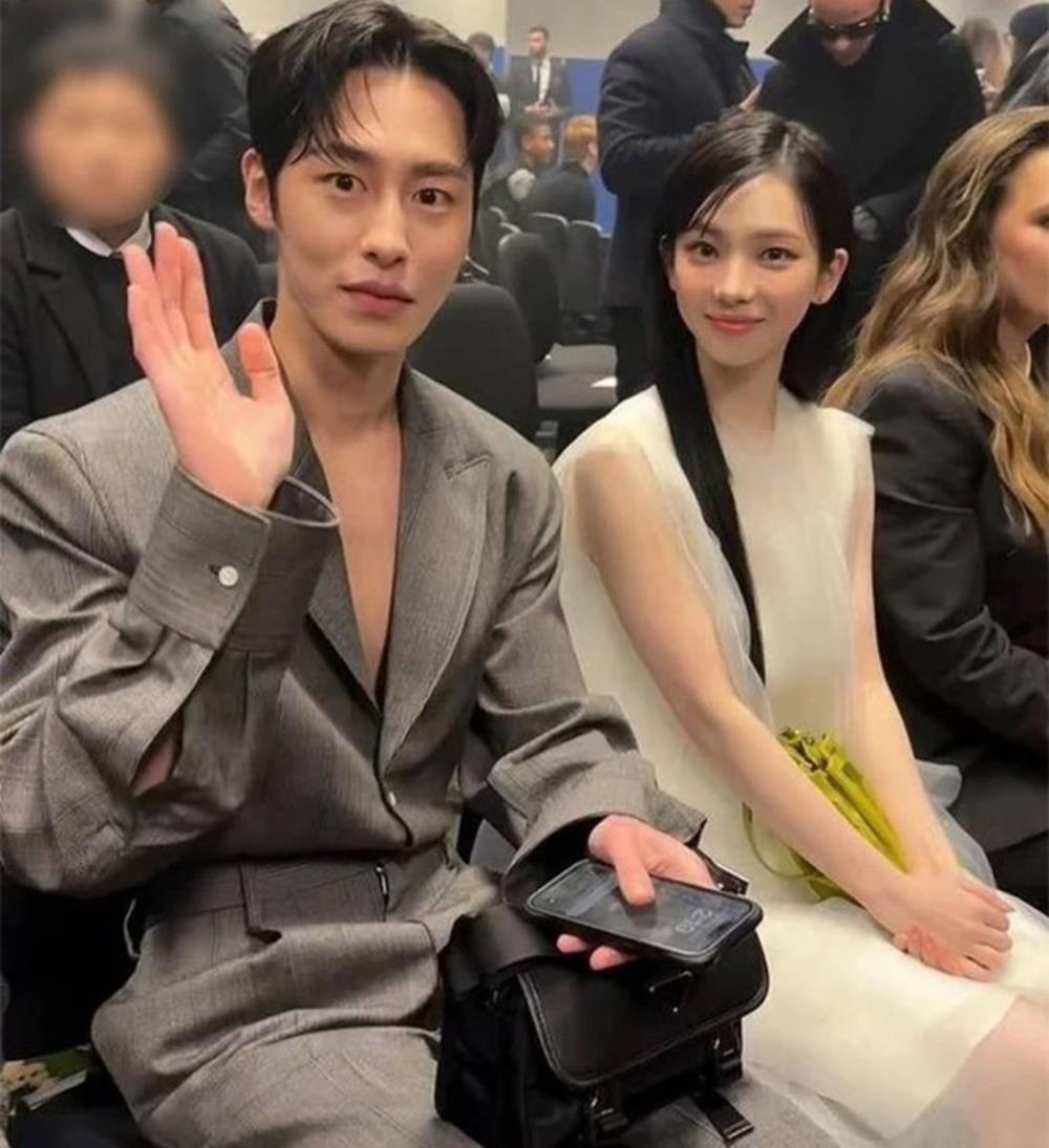 Tài tử Lee Jae Wook ‘Hoàn hồn’ hẹn hò ‘Nữ thần AI’ Karina