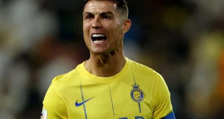 Ronaldo sẽ bị trừng phạt nặng sau màn ăn mừng phản cảm